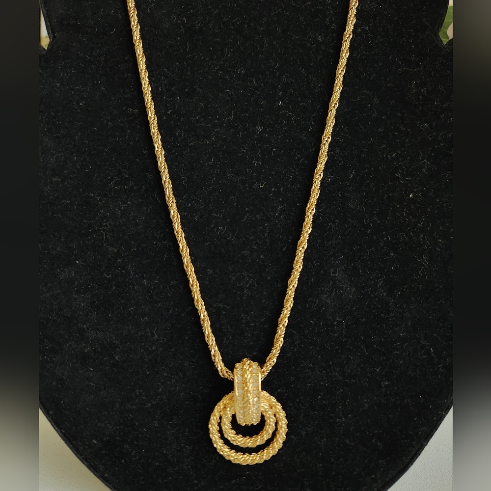 💰 SOLD 💰 vc CHRISTIAN DIOR Vintage Rhinestone Necklace in original box